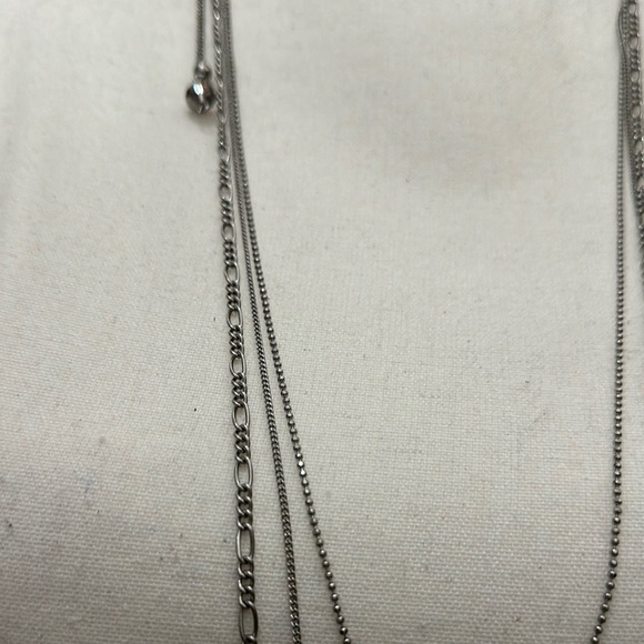 Elegant Silver Layered Necklace - Picture 3 of 6